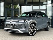 Volkswagen Tayron - 1.5 eTSI LIFE 7-PERS. - TREKH. - 20 INCH - MATRIX