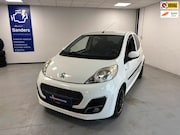 Peugeot 107 - 1.0 Sportium