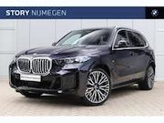 BMW X5 - xDrive50e M Sport Automaat / Panoramadak / Trekhaa