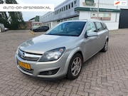 Opel Astra - 1.6 Cosmo Navi Clima Cruise Trekhaak Airco