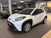 Toyota Aygo - X 1.0 VVT-i MT first / apple /stoelverw /cruisec /camera/pdc
