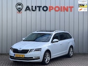 Skoda Octavia - Combi 1.5 TSI BUSSINESS PANO TREKHAAK LED CANTON DEALER OND