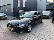 Audi A3 - Sportback 1.6 TDI Attraction 102 gram Airco Navi PDC NAP APK