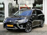 Mitsubishi Outlander - 2.0 PHEV 203pk 4WD CVT Instyle+ | Trekhaak | Schuifdak | Led