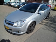 Opel Astra - dak doet niet 1.6 Edition apk 12.26 airco