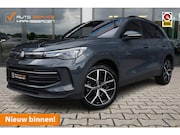 Volkswagen Tiguan - 1.5 eHybrid Life | Trekhaak | Camera | ACC | Fabrieksgaranti