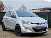Hyundai i20 - 1.4i i-Motion Automaat 69 000KM
