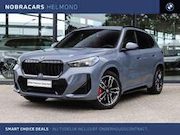 BMW X1 - xDrive23i M Sport Automaat / Panoramadak / Trekhaa