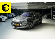 Ford Mustang Mach-E - Extended RWD 98 kWh | SOH 94, 3% | Pano dak | Stuurverwarmin