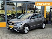 Volkswagen T-Cross - 1.0 TSI Life - adaptive cruise - navi - all season