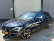 BMW 1-serie - 118i Sport Line / automaat / nap / navi / cruise