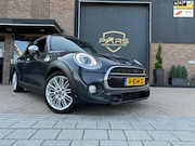 MINI Cooper S - 2.0 Chili Serious Business 192PK Automaat Panorama dak Airco