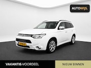 Mitsubishi Outlander - 2.0 PHEV Instyle+|LEDER|PANO|TREKHAAK|CAMERA|NL AUTO|2EIG