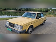 Volvo 242 - USA