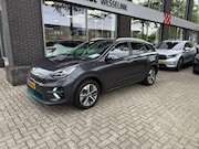 Kia e-Niro - ExecutiveLine 64 kWh | SOH 100% | Leer | Carplay | Stoelvent