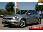 Volkswagen Golf - 1.0 TSI Business Edition Connected / navi / camera / led