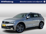 Volkswagen Tiguan - 1.4 TSI R-line / Digitaal dashboard / Pano / Navigatie / App