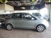 Toyota Yaris - 1.3 VVTi Aspiration MET AIRCO TREKHAAK