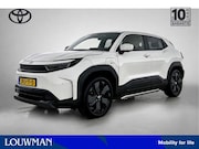 Toyota Urban Cruiser - Executive 61 kWh | Apple Carplay & Android Auto | Parkeercam