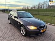 BMW 3-serie - 318i Business Line