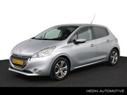 Peugeot 208 - 1.2 VTi 82PK Allure | Trekhaak | Navigatie | Climate Control