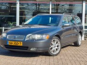 Volvo V70 - 2.5T AWD Kinetic | Automaat | Panoramadak | Lederen bekledin