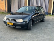 Volkswagen Golf - 1.6 Trendline Trendline SR