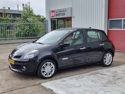 Renault Clio - 1.6-16V Initiale