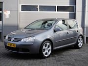 Volkswagen Golf - 1.6 FSI Trendline| Distributie vv in 2025