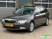 Skoda Superb - 1.8 TSI ELEGANCE BNS Pano DSG Xenon