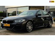 BMW 5-serie - 520i M-SPORT / SHADOW / HUD / DAK / LASER / KEY LESS