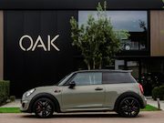 MINI Cooper - 3-Deurs 2.0 John Works F1 Aut. | Navi | Carplay | Panorama |