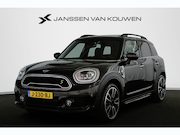MINI Countryman - 1.5 Cooper S E ALL4 JCW Pano Stoelverwarming Camera Keyless