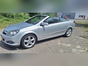 Opel Astra - 1.8 Enjoy