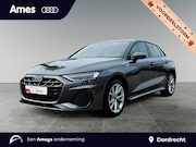 Audi A3 - Sportback 35 150pk TFSI S edition Parkeersensoren voor en ac
