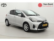 Toyota Yaris - 1.3 VVT-i Aspiration | Trekhaak | Navigatie | Airco | Camera