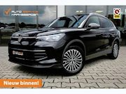 Volkswagen Tiguan - 1.5 eTSI Life 150PK | Trekhaak | 360 Camera | Winterpakket |