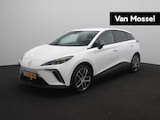 MG MG4 Electric - Luxury 64 kWh | Apple Carplay/Android Auto | Achteruitrijcam