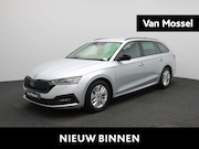 Skoda Octavia - Combi 2.0 CRTDI 110kW DSG7 Clever | Automaat | Stoelverwarmi