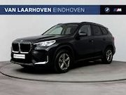 BMW X1 - sDrive20i Automaat / Trekhaak / Sportstoelen / Ach