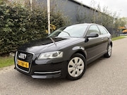 Audi A3 - 1.2 TFSI Attraction Advance / NAVI / AIRCO / CRUISE / SCHUIF