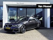 BMW 3-serie - 320i High Executive Edition | Achteruitrijcamera | Apple Car