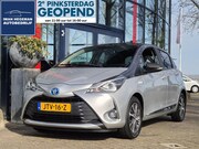 Toyota Yaris - 1.5 Hybrid | Navigatie | Lederen bekleding | Schuif/kantelda