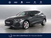Audi A3 - Sportback 45 TFSI e S edition Competition / Navigatie / Stoe