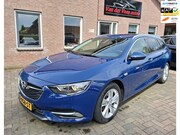 Opel Insignia - Sports Tourer 1.5 Turbo Business Executive. Zeer netjes en l