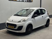 Peugeot 107 - 1.0 Access Basic Vol Jaar APK Technisch Goed