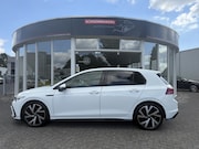 Volkswagen Golf - 8 1.5 eTSI R-Line Bns