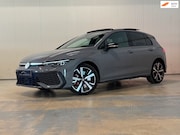 Volkswagen Golf - 1.5 eHybrid GTE | HUD | PANO | NARDO GREY | CAMERA | AMBIANC