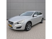 Volvo V60 - 2.0 T5 240 PK Momentum Leer/Stoelverw/Clima/Navi