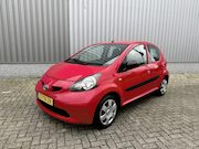 Toyota Aygo - 1.0-12V +